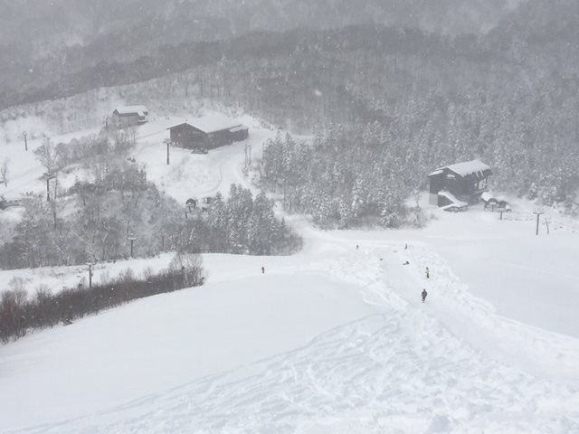 栂池高原スキー場オープン