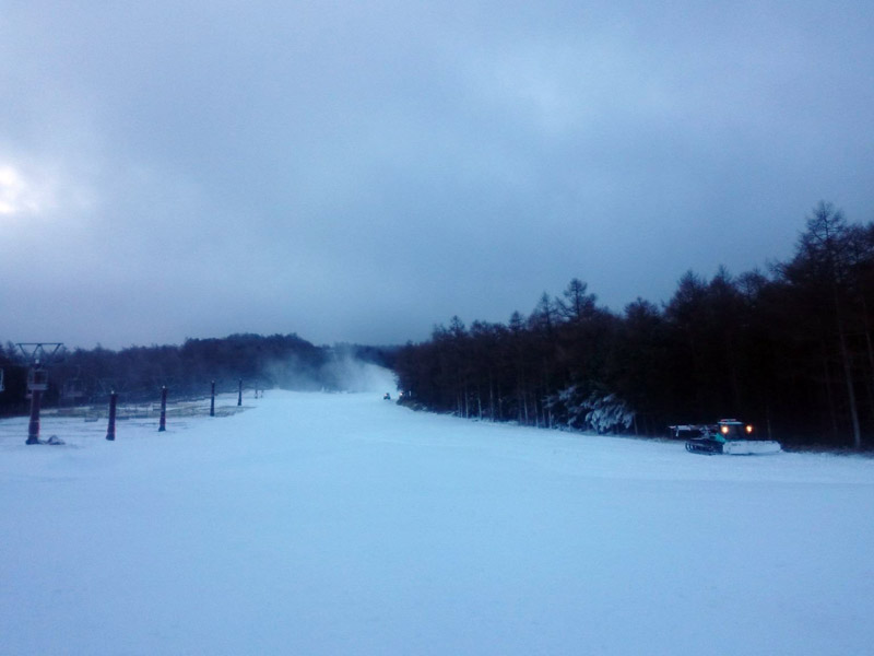長野県東南端にある湯の丸スキー場がオープン