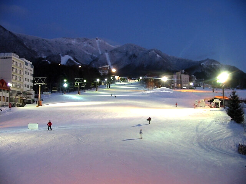 北志賀竜王スノーパークは毎日ナイター営業のあるスキー場