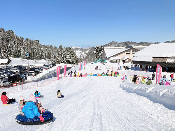 キューピットバレイスキー場キッズパークゲレンデ