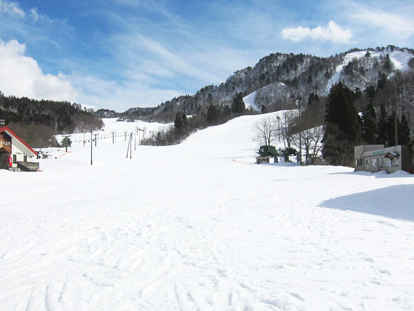 三川・温泉スキー場