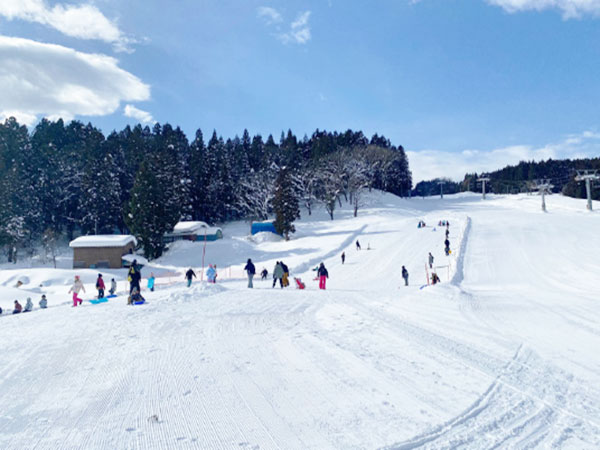 糸魚川シーサイドバレースキー場キッズパークゲレンデ